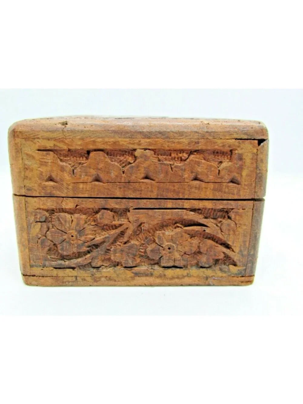 Vintage Hand Carved Floral Ivy Wooden Trinket Box India 5x3x2